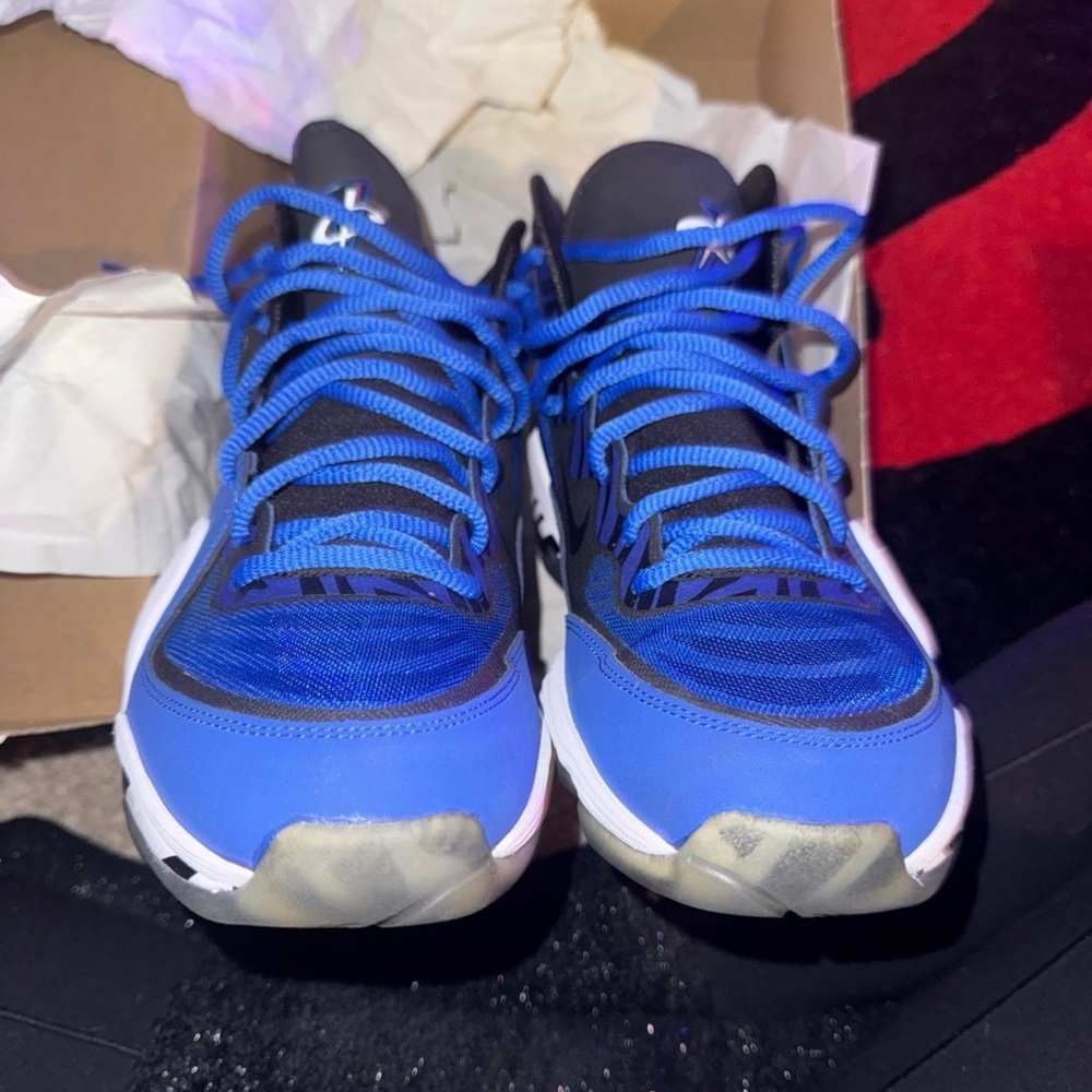 Nike Penny V Memphis Tigers Men's Size 10- 537331-401 - US